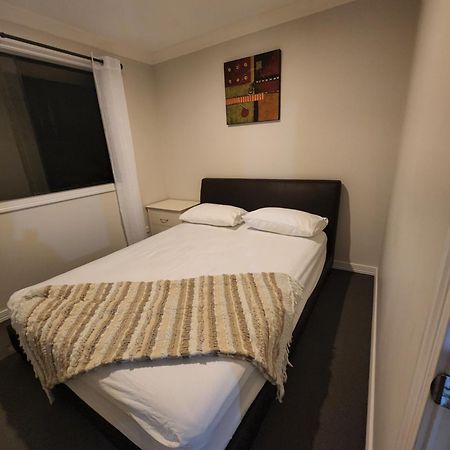 Eryns Retreat Gold Coast Villa Luaran gambar